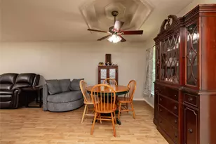 812 Denton Dr, Euless, TX 76039 - Photo 11