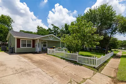 812 Denton Drive, Euless, TX 76039 - Photo 33