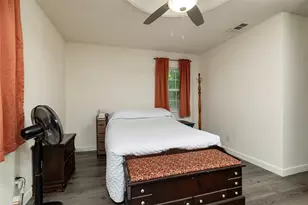 812 Denton Dr, Euless, TX 76039 - Photo 17