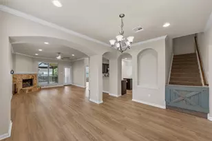 10860 Burnham Dr, Waco, TX 76708 - Photo 13
