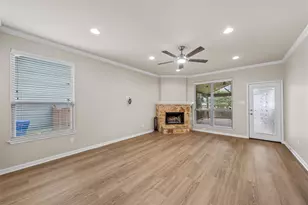 10860 Burnham Dr, Waco, TX 76708 - Photo 11