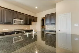 829 Mist Flower Dr, Little Elm, TX 75068 - Photo 13