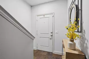 644 E Bluff St, Fort Worth, TX 76102 - Photo 23