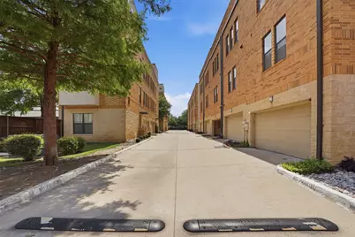 644 E Bluff Street, Fort Worth, TX 76102 - Photo 29