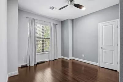 644 E Bluff Street, Fort Worth, TX 76102 - Photo 19