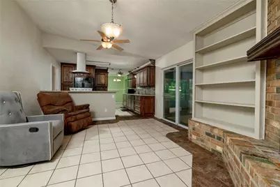 1517 Oakridge Court W, Azle, TX 76020 - Photo 11