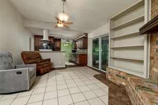 1517 Oakridge Ct W, Azle, TX 76020 - Photo 11