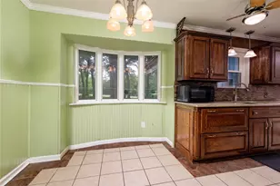 1517 Oakridge Ct W, Azle, TX 76020 - Photo 21