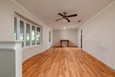 1517 Oakridge Court W, Azle, TX 76020 - Photo 7