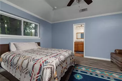 1517 Oakridge Court W, Azle, TX 76020 - Photo 27