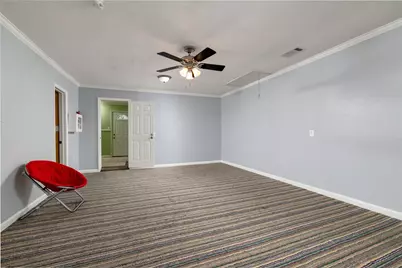 1517 Oakridge Court W, Azle, TX 76020 - Photo 23
