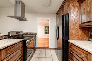 1517 Oakridge Ct W, Azle, TX 76020 - Photo 17