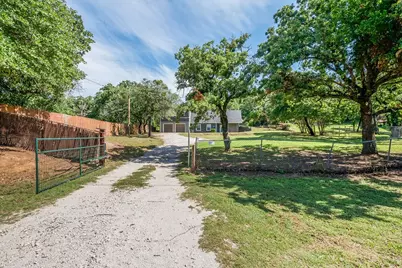 1416 Apache Court, Joshua, TX 76058 - Photo 3