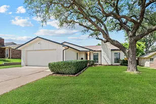 2248 Cottonwood Ln, Bedford, TX 76021 - Photo 1