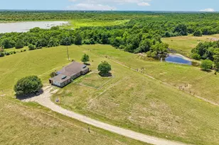 346 SE County Road 0090, Powell, TX 75153 - Photo 31