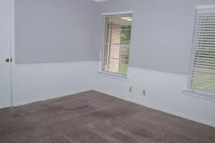 10028 San Lorenzo Ave, Dallas, TX 75228 - Photo 17