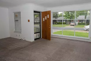 10028 San Lorenzo Ave, Dallas, TX 75228 - Photo 5
