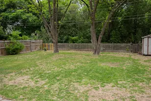 10028 San Lorenzo Ave, Dallas, TX 75228 - Photo 35
