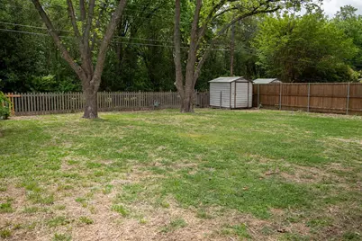 10028 San Lorenzo Avenue, Dallas, TX 75228 - Photo 37