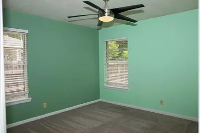 10028 San Lorenzo Avenue, Dallas, TX 75228 - Photo 21