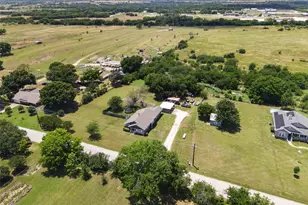 500 S Pecan Creek Trail, Valley View, TX 76272 - Photo 19