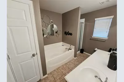 610 Juniper Drive, Arlington, TX 76018 - Photo 9