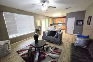 610 Juniper Dr, Arlington, TX 76018 - Photo 3