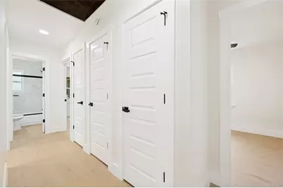 318 Parkwood Place, Lewisville, TX 75067 - Photo 11