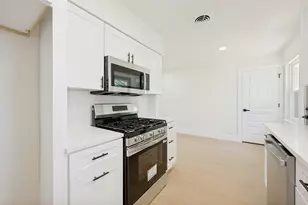 318 Parkwood Pl, Lewisville, TX 75067 - Photo 7