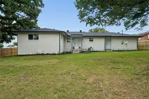 800 Lee Dr, Bedford, TX 76022 - Photo 29