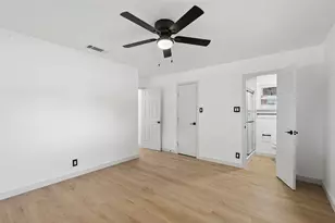 800 Lee Dr, Bedford, TX 76022 - Photo 11