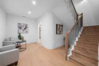 1504 Holly Avenue, Dallas, TX 75204 - Photo 5