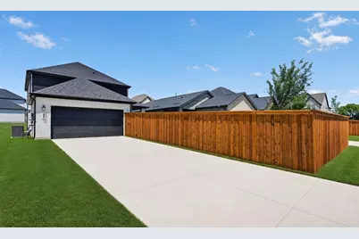 1113 Beebalm Mews, Celina, TX 75009 - Photo 25