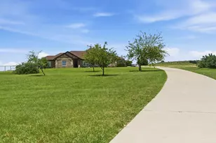 3020 Jolene Ct, Springtown, TX 76082 - Photo 1