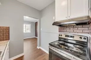 930 W Freeman St, Sherman, TX 75092 - Photo 9