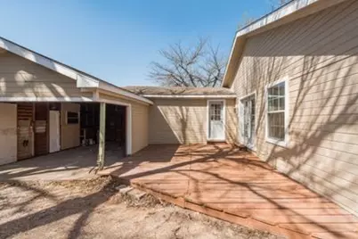 930 W Freeman Street, Sherman, TX 75092 - Photo 17