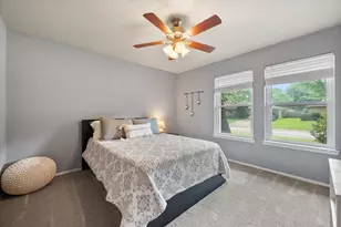 1229 Brookfield Ln, Mansfield, TX 76063 - Photo 5
