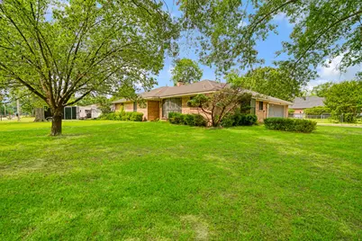 615 N Main Street, Bogata, TX 75417 - Photo 3