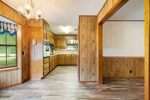 615 N Main St, Bogata, TX 75417 - Photo 7