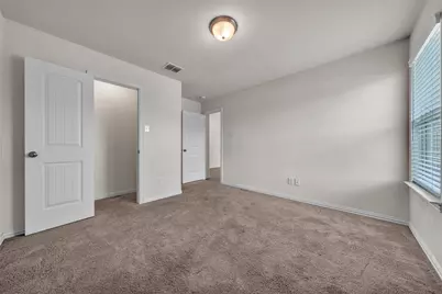 9106 Fall Creek Court, Arlington, TX 76002 - Photo 9