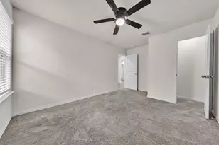 9106 Fall Creek Ct, Arlington, TX 76002 - Photo 11