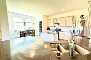 1601 Lake Grove Dr, Little Elm, TX 75068 - Photo 5