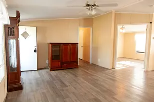 112 SE Front St, Bailey, TX 75452 - Photo 3