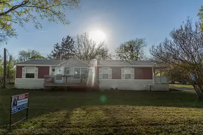 112 SE Front Street, Bailey, TX 75452 - Photo 1