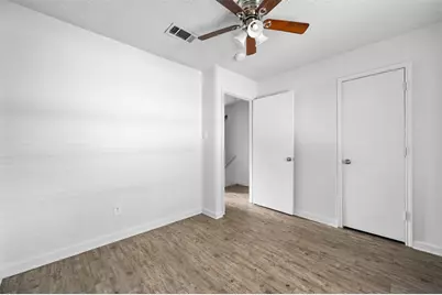 4921 Miller Avenue, Fort Worth, TX 76119 - Photo 11