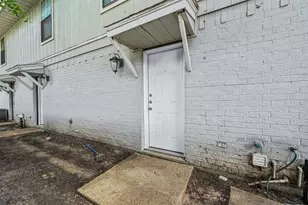 4921 Miller Ave, Fort Worth, TX 76119 - Photo 15
