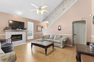 1701 Creekway Dr, Lewisville, TX 75067 - Photo 5