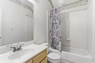 1701 Creekway Dr, Lewisville, TX 75067 - Photo 25