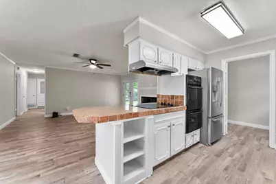 426 Brook Hollow Circle, DeSoto, TX 75115 - Photo 7