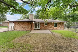 426 Brookhollow Cir, DeSoto, TX 75115 - Photo 27